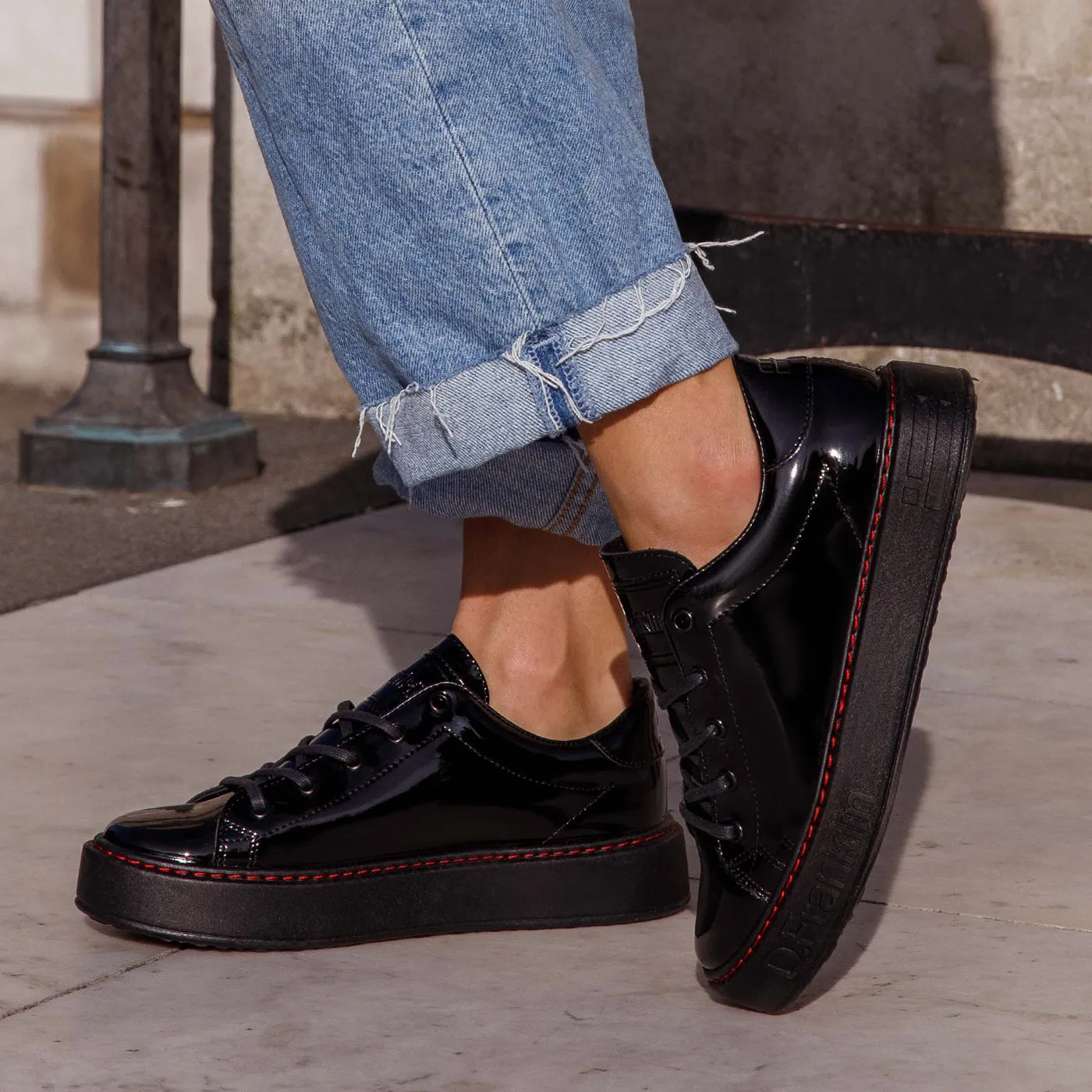 Gumme Patent Black S. Red