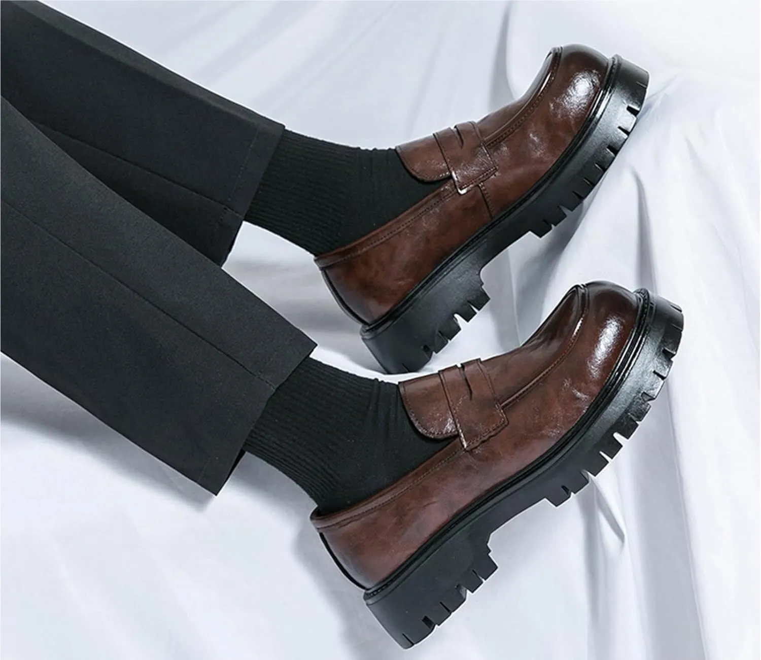 Men's Comfortable Soft Leather Platform Chunky Loafers Fashion Business Casual Formal Work Shoes Retro Round Toe Anti-Slip Lug Sole Slip-On Penny Loafers for Men