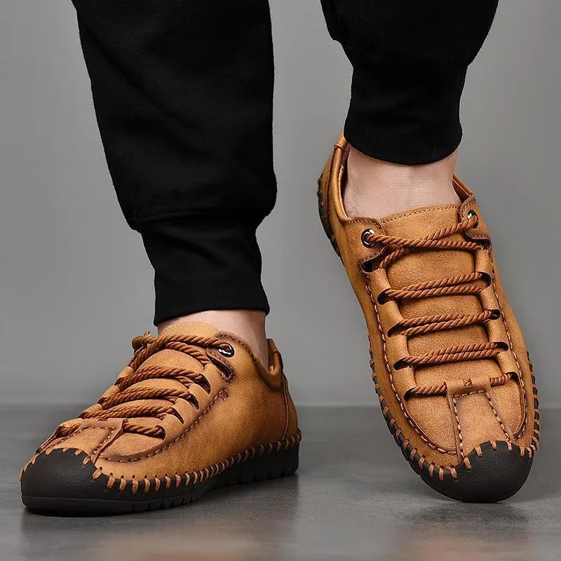 Men's Hand Stitching Anti-collision Soft Casual Leather Shoes