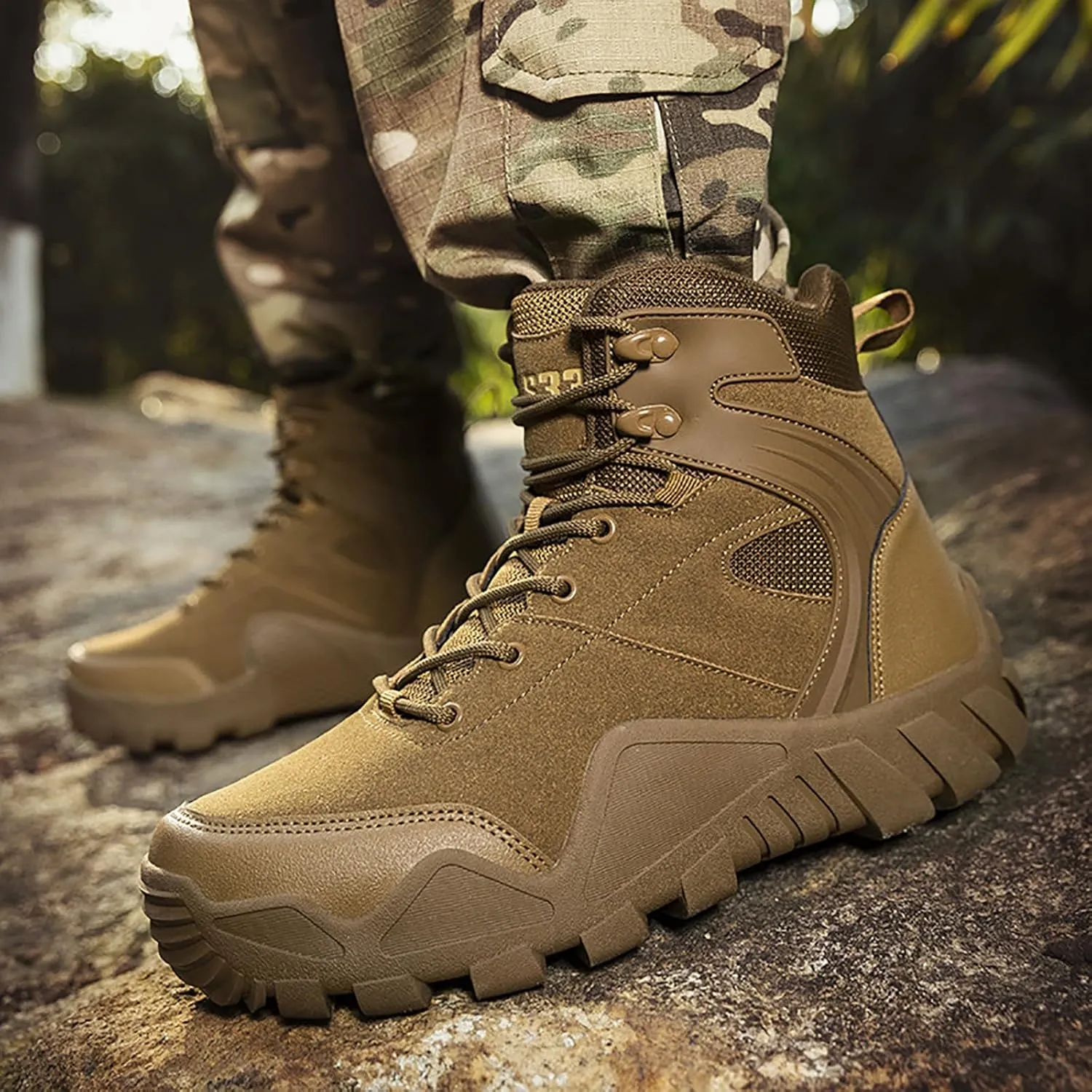 Men's Lace Up Breathable High Top Boots Waterproof Tactical Boots Military Army Outdoor Shoes For Hiking Climbing