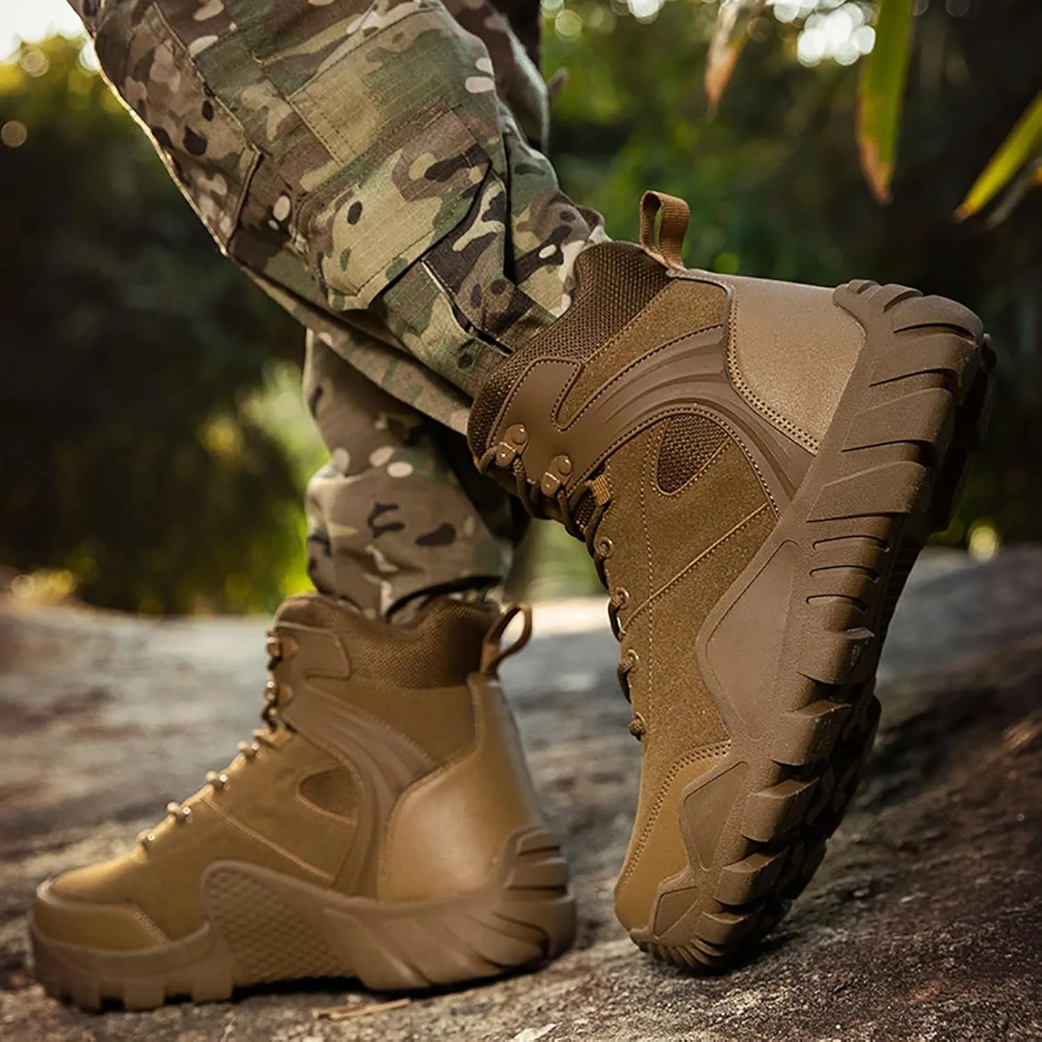 Men's Lace Up Breathable High Top Boots Waterproof Tactical Boots Military Army Outdoor Shoes For Hiking Climbing